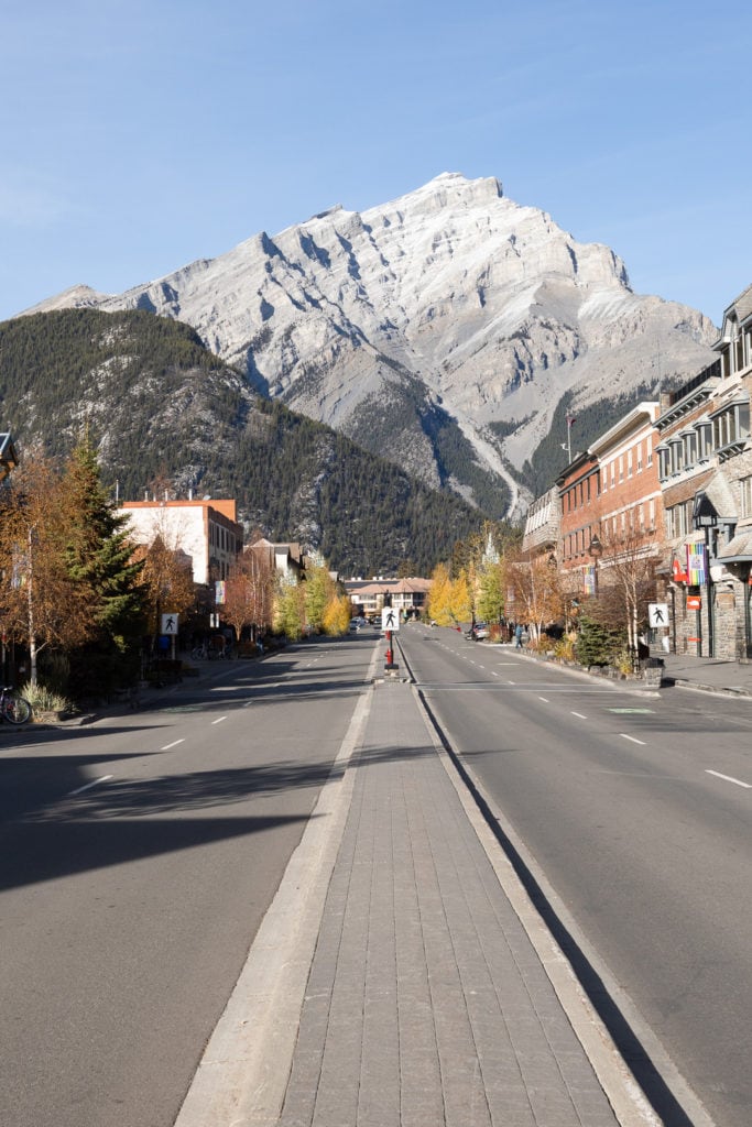 Exploring the town of Banff in my 6 day Banff itinerary. 